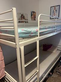 Letto a castello in metallo ikea con materassi