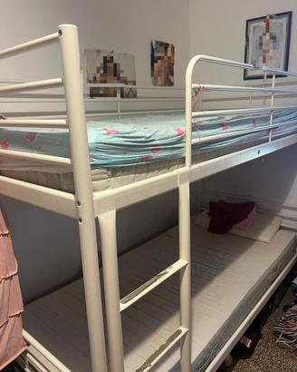 Letto a castello in metallo ikea con materassi