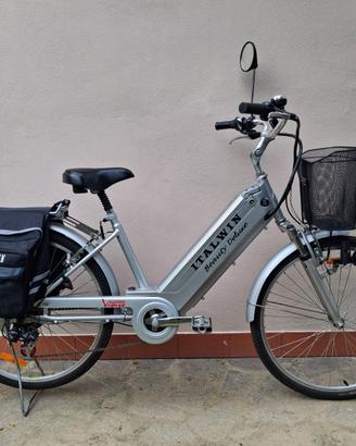 bicicletta con pedalata assistita 