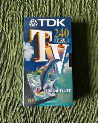Cassetta nuova vuota VHS TDK E-240TVED