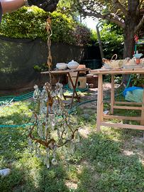 Lampadario con gocce in cristallo
