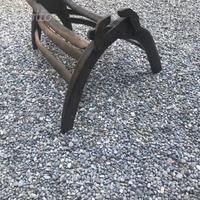 Basto, struttura in legno per soma asini