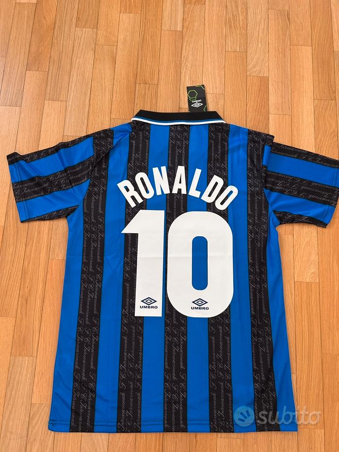 Maglia ronaldo inter Sports e attrezzatura sportiva usata