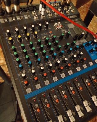 mixer Yamaha mg12xu nuovo