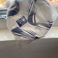 Pallone da calcio nuovo