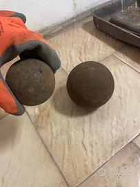 Palle di  cannone ottocentesche (due)