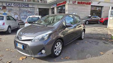 TOYOTA Yaris 1.5 Hybrid 5 porte Lounge