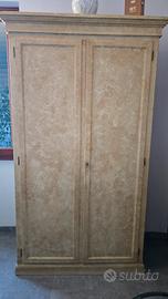 Armadio  artigianale patinato