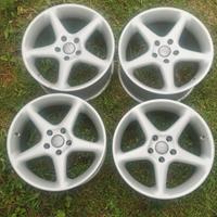 4 Cerchi in Lega 17" Radius R1 | Attacco 5x112