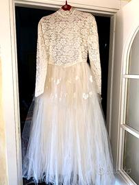 Elegante abito da sposa avorio anni '50