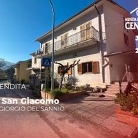Mini condominio: ampio appartamento