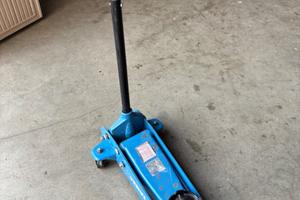 Cric a Carrello