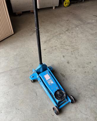 Cric a Carrello