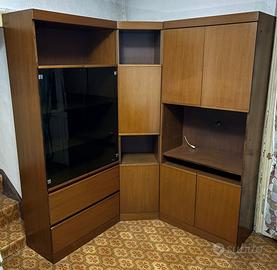 Soggiorno con Tavolo e Sedie