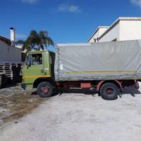 Coppia Camion d'Epoca: FIAT 65 NC e OM LUPETTO 30