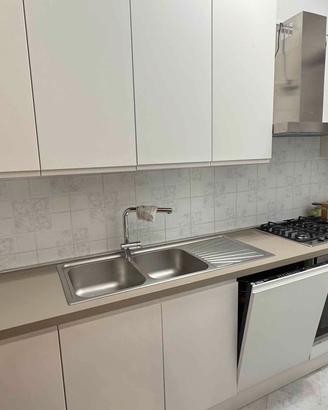 Cucina lineare 3 metri nuovissima