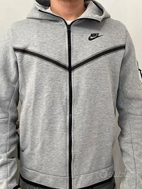 TUTA TECH NIKE GRIGIA