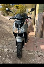APRILIA SPORCITY 200