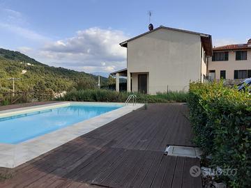 Nuovo terratetto classe A antisismico con piscina