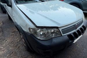 In blocco 2 Fiat strada 1.3 MTJ 2012 - 1.9JTD 2004