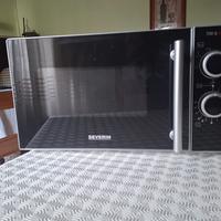 Forno a microonde Severin