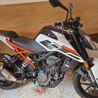 ktm duke 125  2019 nuovo