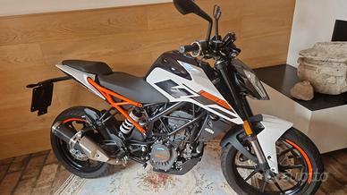 ktm duke 125  2019 nuovo