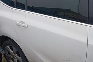 Porta posteriore dx con graffi Opel Zafira C toure