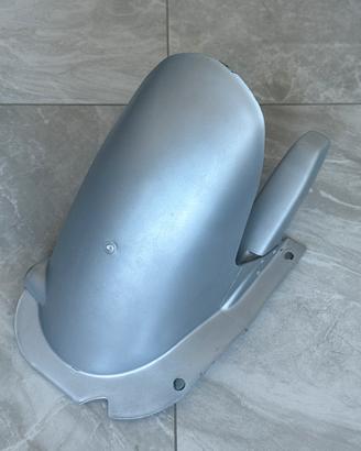Parafango posteriore Suzuki RGV 250 VJ22