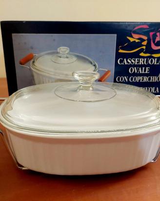 casseruola ovale con coperchio