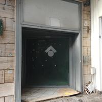 NEGOZIO A SAN GIORGIO A CREMANO