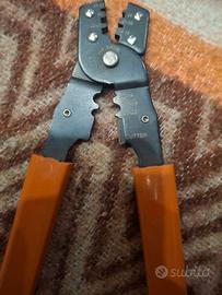 Pinza a crimpatrice Con taglierina