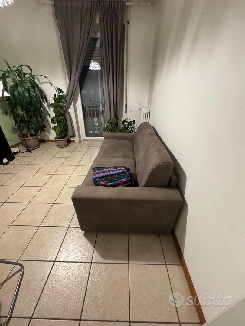 Divano letto - Arredamento e Casalinghi In vendita a Milano