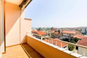 3 LOCALI A FRANCAVILLA AL MARE