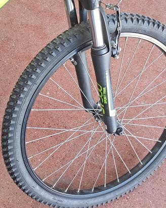 Montain Bike  Rockrider ST-500