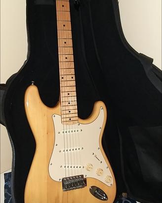 STRATO MARCA RICHWOOD 