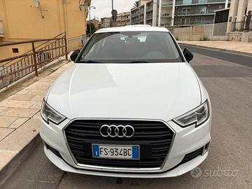 Audi A3 1.6 116cv Sportback eTronic