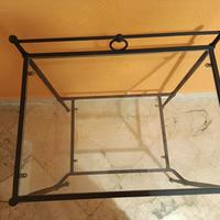 comodino in ferro 