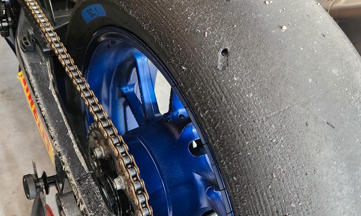 Pneumatici racing moto seminuovi