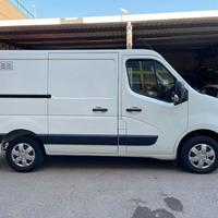 Furgone Nissan NV400 130CV