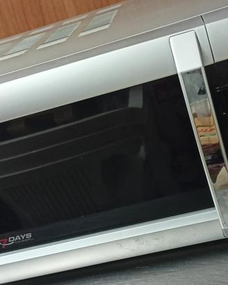 Forno microonde professionale