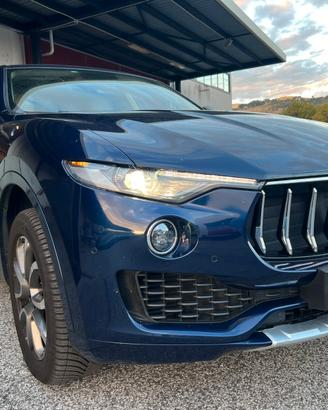 Maserati Levante V6 Diesel AWD Granlusso 250cv