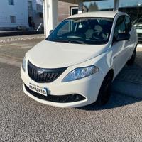 Lancia Ypsilon 1.0 FireFly 5 porte S&S Hybrid Gold