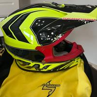 Casco scorpion