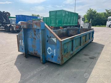 CONTAINER SCARRABILE USATO A CIELO APERTO