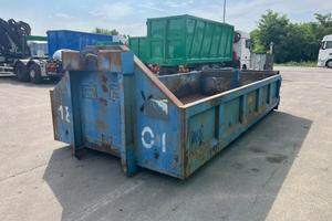 CONTAINER SCARRABILE USATO A CIELO APERTO