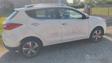 auto elettrica xev 