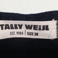 Jeans neri con strappi NUOVI