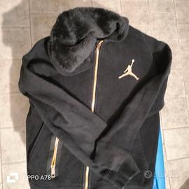 Abbigliamento sportivo 