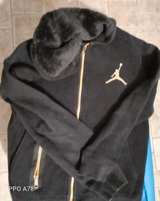 Abbigliamento sportivo 